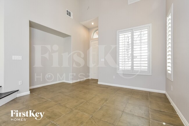Building Photo - 7580 Alexander Hills St