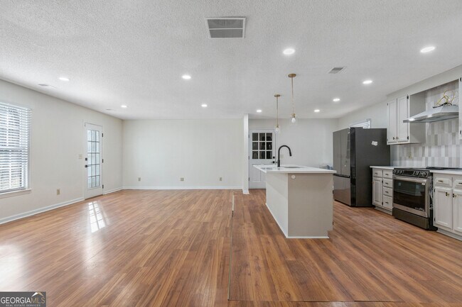 Foto del edificio - 2095 Uniwattee Trail SE