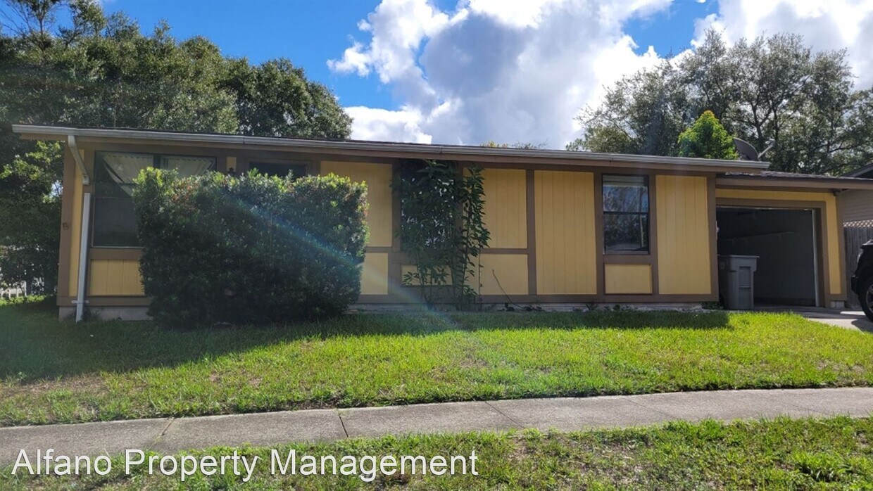 Foto principal - 2 br, 1 bath House - 566 Martin Place Blvd