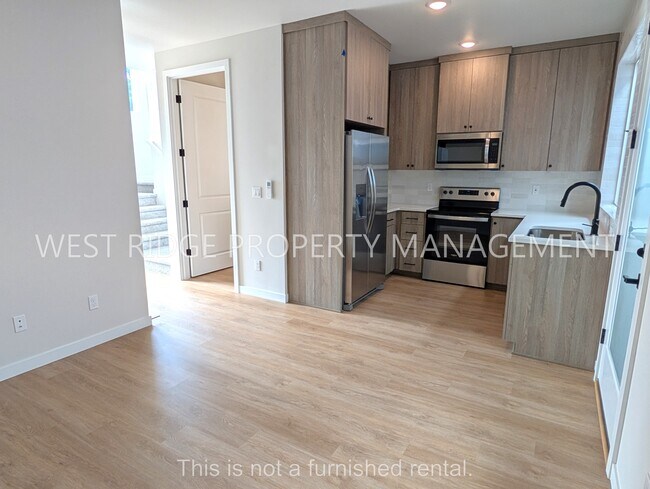 Foto del edificio - 6285 NE 19th Ave