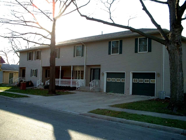 Primary Photo - 202 Market St