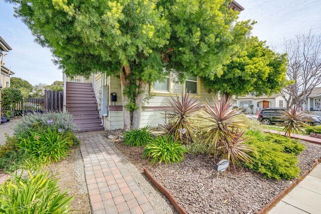 Photo - Eagle Avenue Apartment