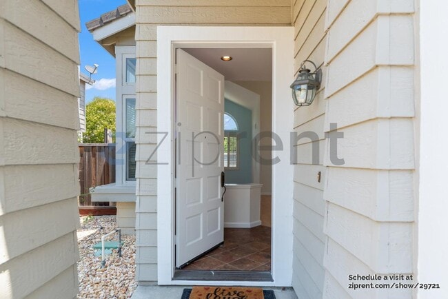 Building Photo - 36816 Papaya St