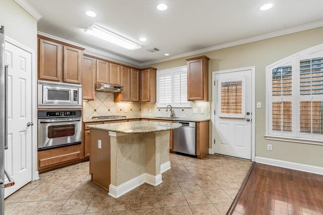 Foto del edificio - 601 12 Oaks Ln