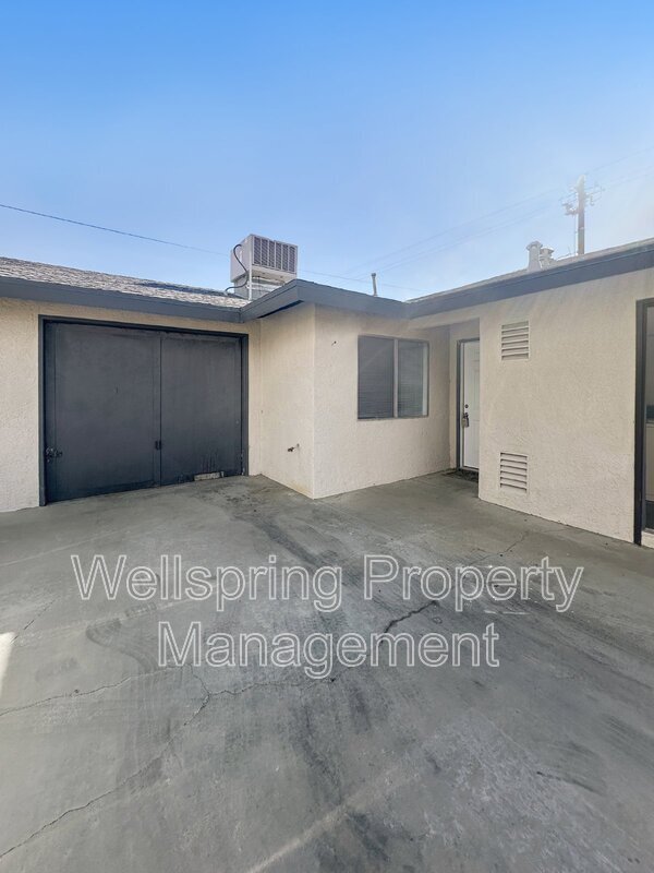 Foto del edificio - 204 S Gateway Blvd