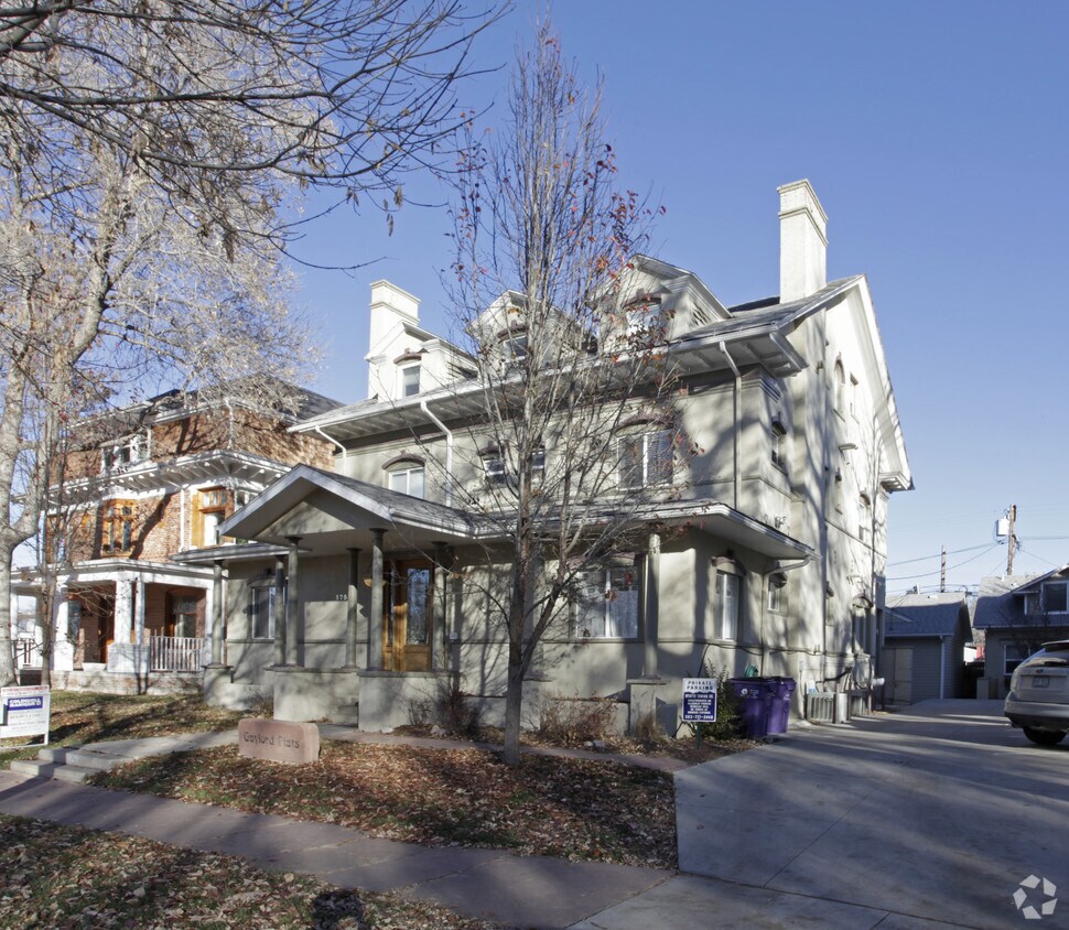 Foto del edificio - 1750 Gaylord St