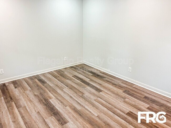 Foto del edificio - 435 Frank St