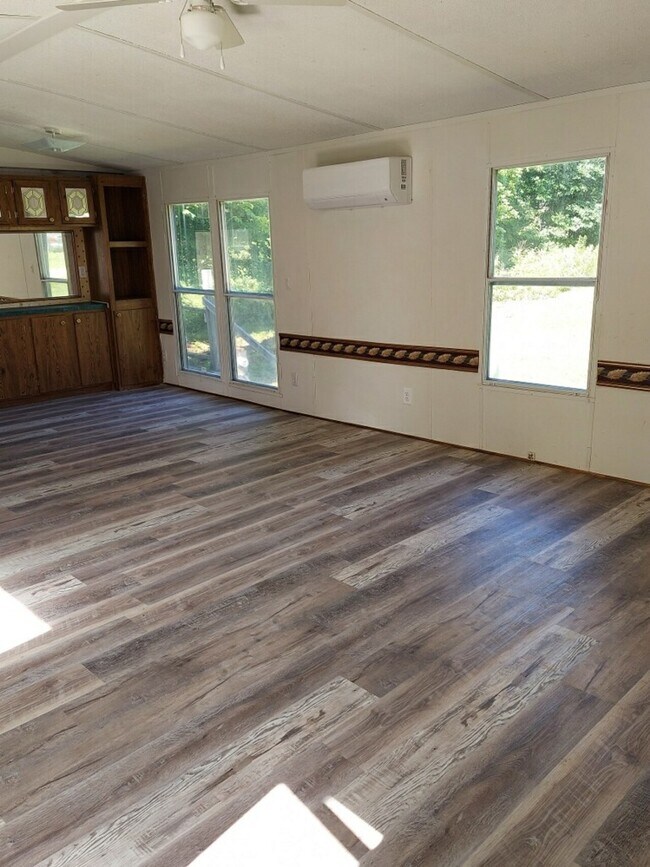 Foto del edificio - 8347 Parkview Ln. #48