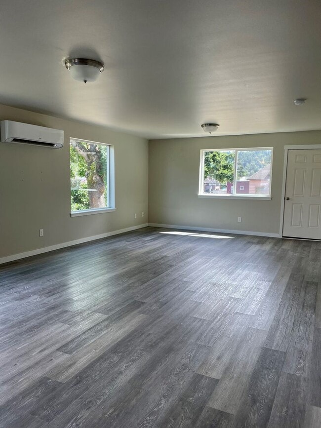 Foto del edificio - 1021 Newell St