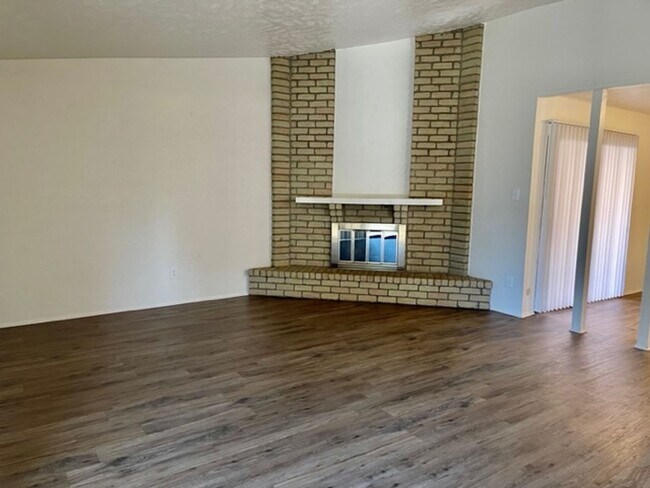 Building Photo - Nice updated single story home in Keller ISD