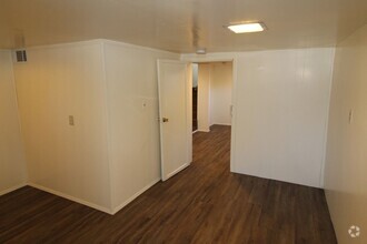 Building Photo - 1540 Crescent Ave