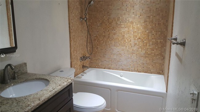 Foto del edificio - WATERWAY ISLES CONDO