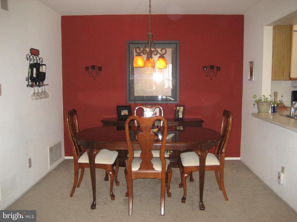 Primary Photo - 298B Everly Ct