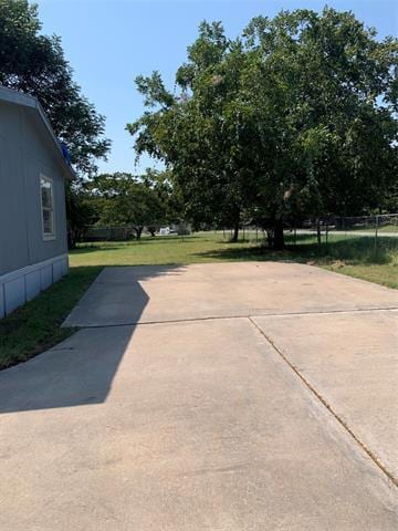 Building Photo - 1412 Sheri Ln S