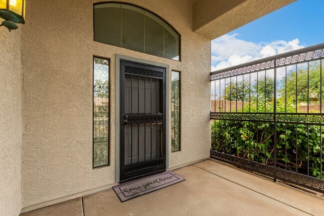 Foto del edificio - 3 Bedroom / 2.5 bath CORNER Lot in Ahwatukee