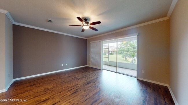 Building Photo - 6937 Woody Vine Dr
