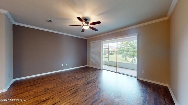 Foto del edificio - 6937 Woody Vine Dr