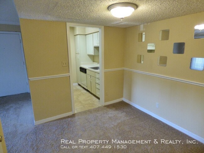 Building Photo - 1 BR / 1 BA First Floor Condo in Serra Vella