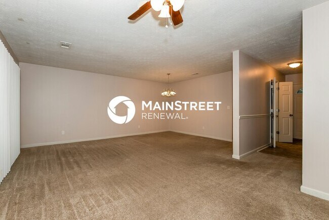 Foto del edificio - 3 Bedroom Pet-Friendly Home in Jonesboro, GA with Main Street Renewal