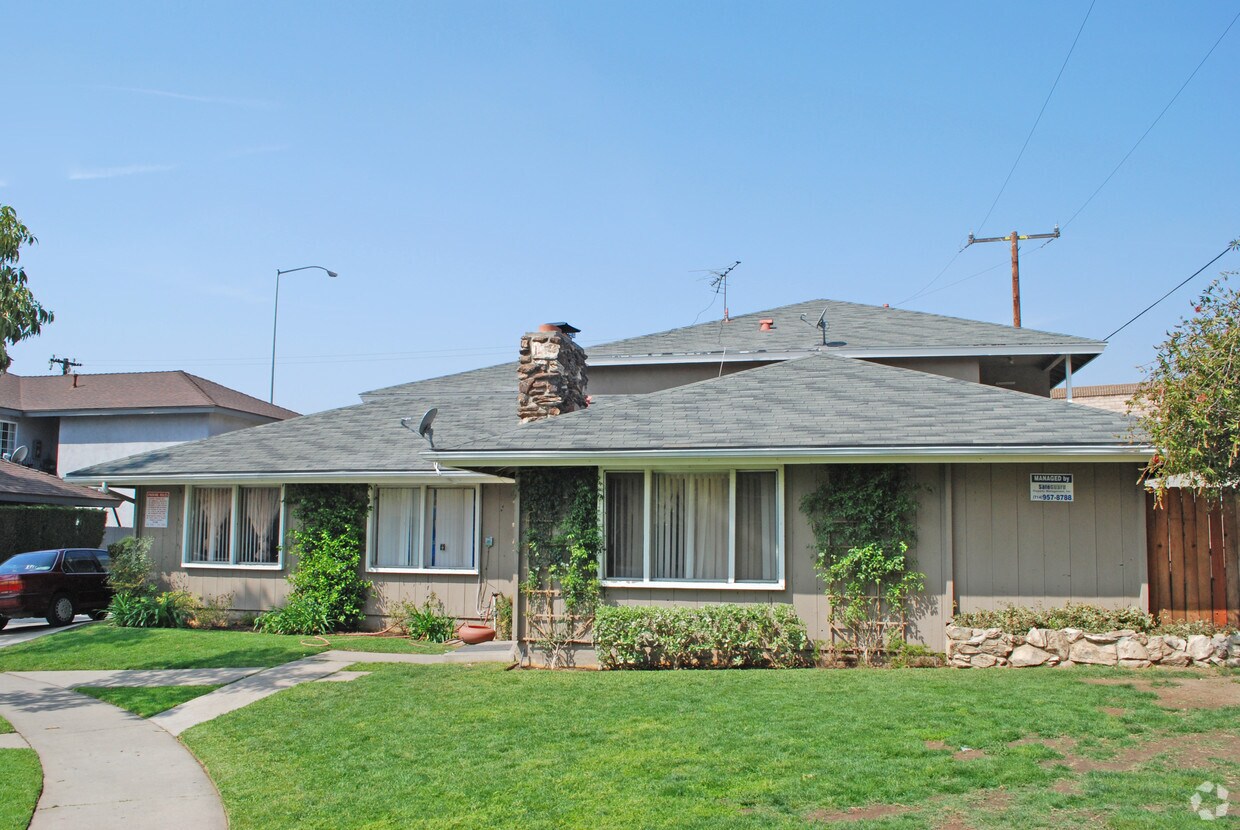 Building Photo - 15551 Boleyn Cir