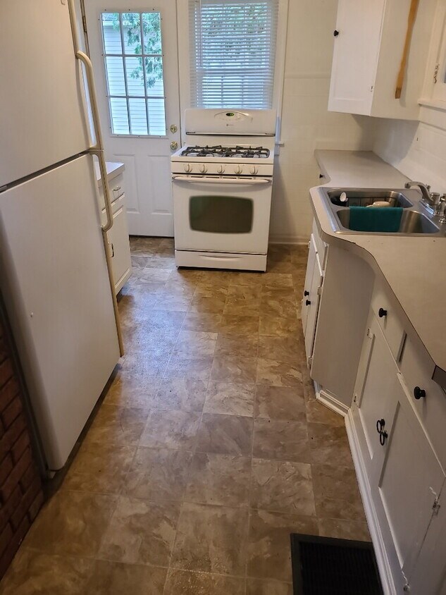 Foto del edificio - Where Comfort Meets Convenience: 3-Bedroom...
