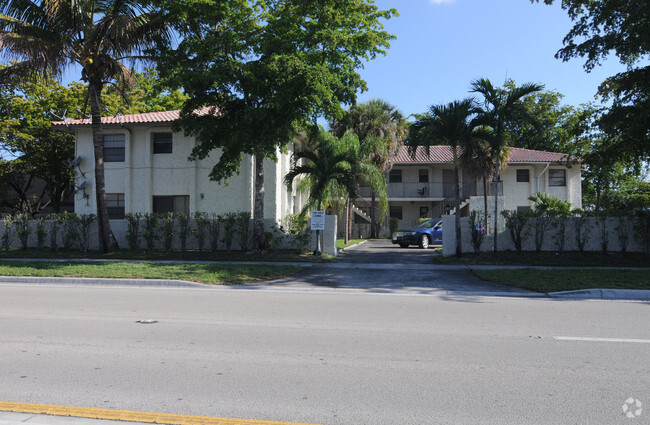 Building Photo - Royal Park Condominiums