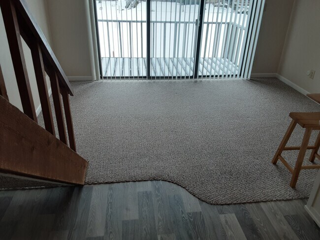 Living room - 6202 Tennis Ct