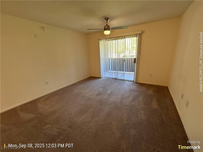 Foto del edificio - 555 E Silverado Ranch Blvd