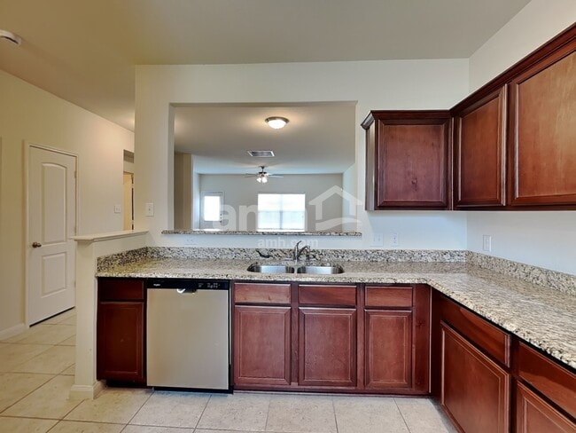 Building Photo - 9055 Lone Cypress Dr