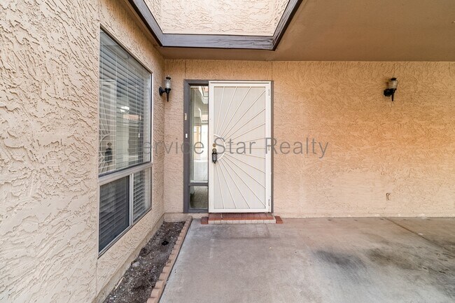 Foto del edificio - 3033 N 37th St