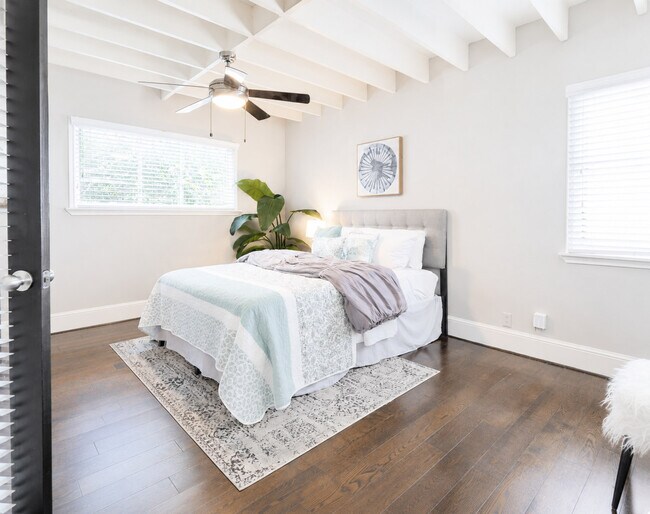 Foto del edificio - 5002 Junius St