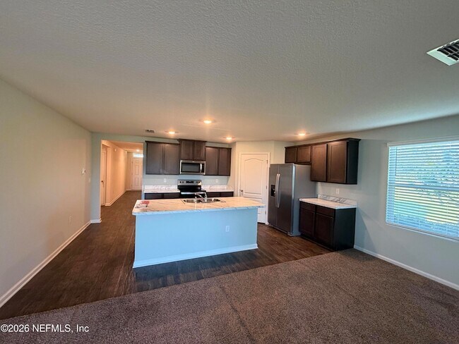 Foto del edificio - 2137 Willow Springs Dr