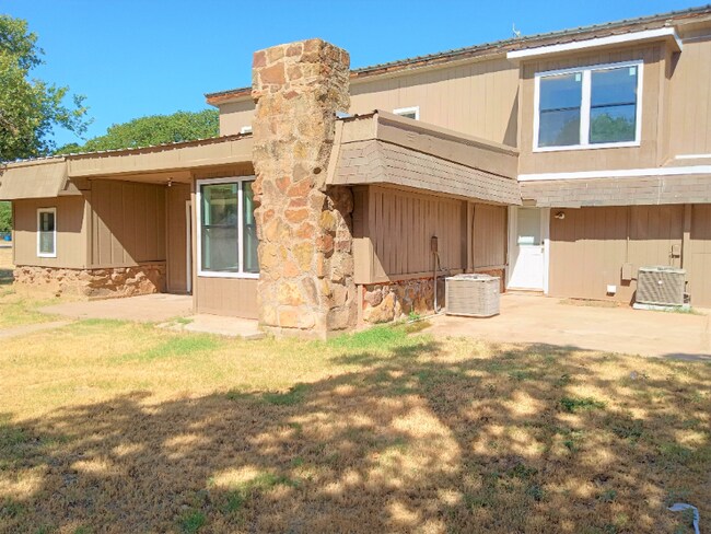 Building Photo - 9142 Co Rd 197