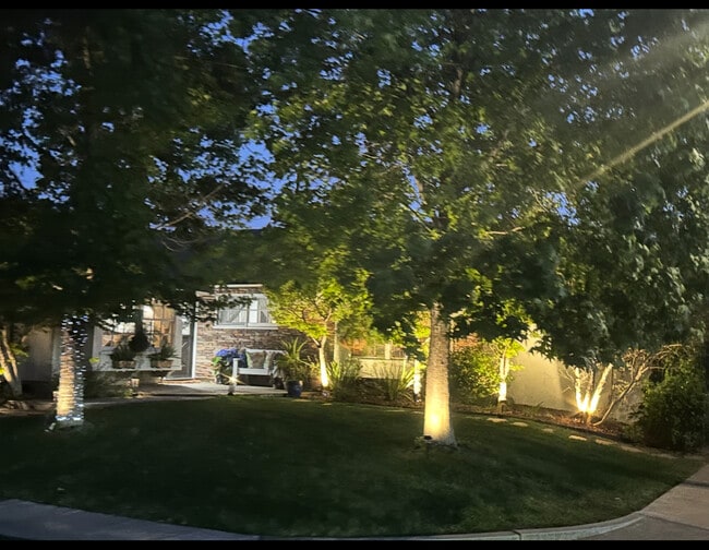 Building Photo - 11841 Montecito Rd