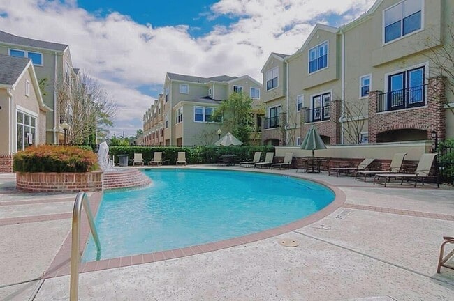 Building Photo - 12707 Boheme Dr