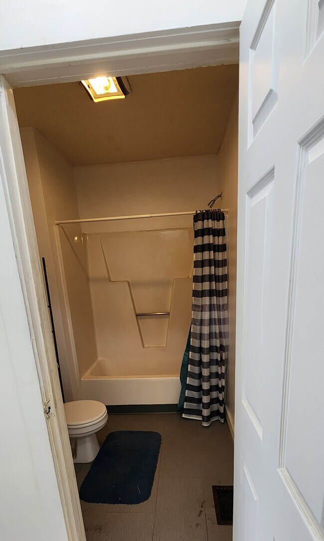 237 Troup St, Rochester, NY 14608 Condo for Rent in Rochester, NY