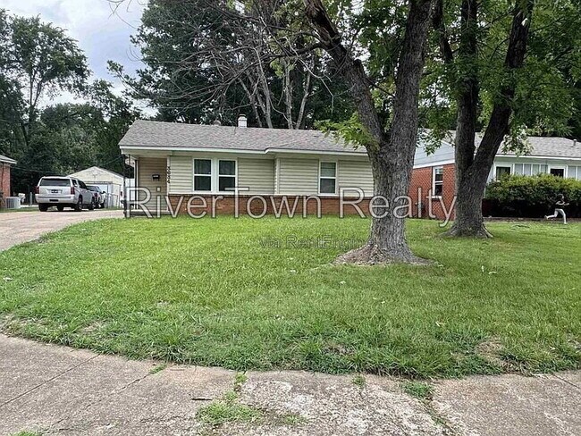Building Photo - 3634 McDuff Ave