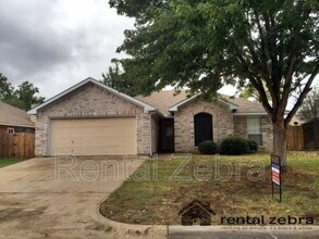 Building Photo - 4001 Cypress Gardens Dr