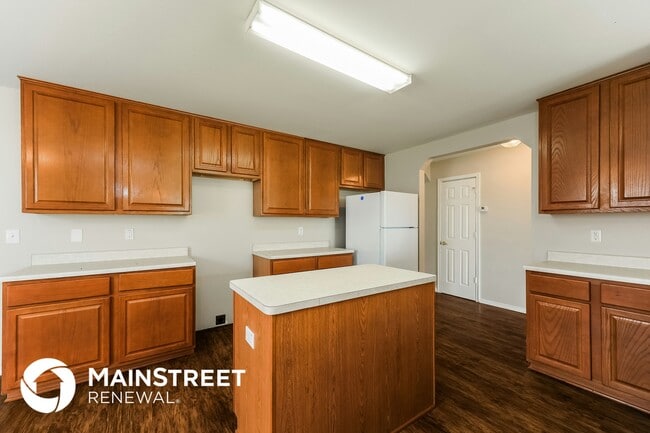 Foto del edificio - 823 Creek Gate