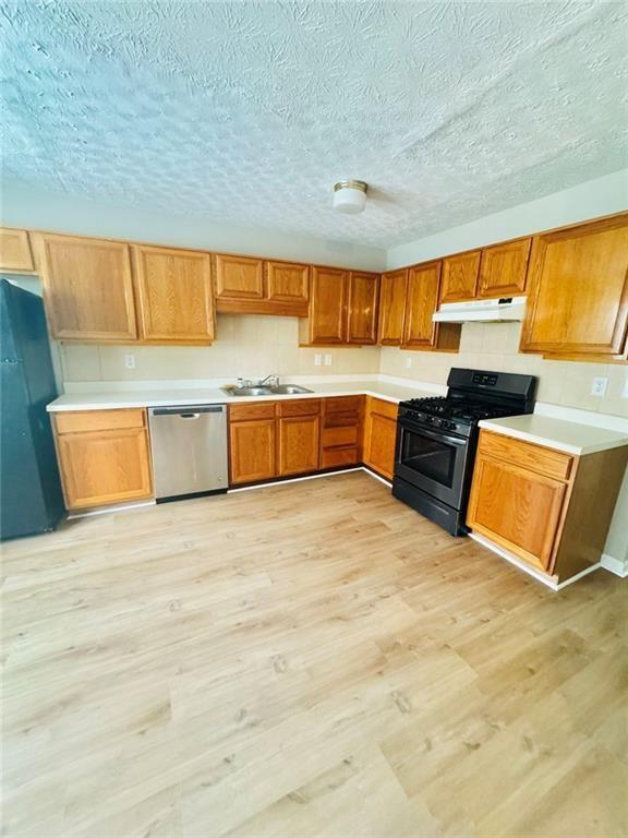 Foto del edificio - 146 Willow Stream Ct