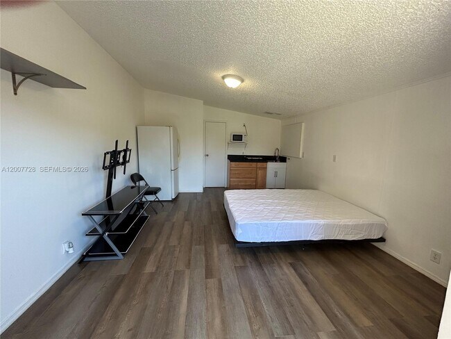 Foto del edificio - 10467 S 228th Ln