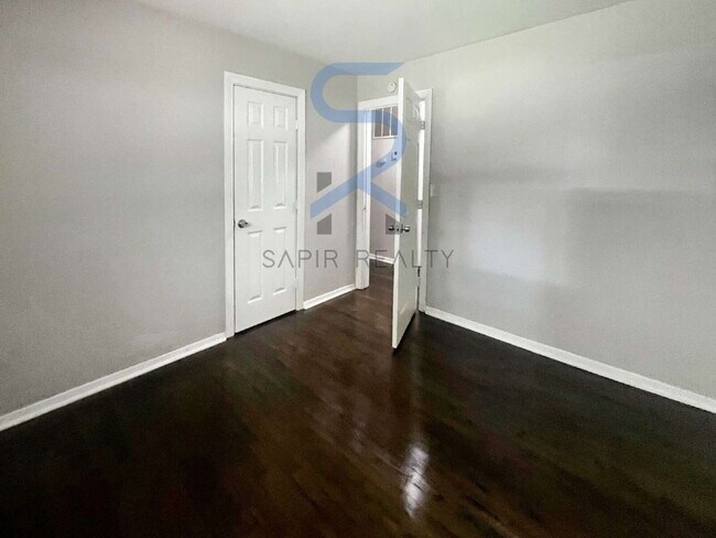 Foto del edificio - 1801 W Austin Rd