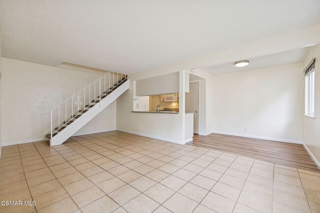 Building Photo - 1123 Carlsbad Pl