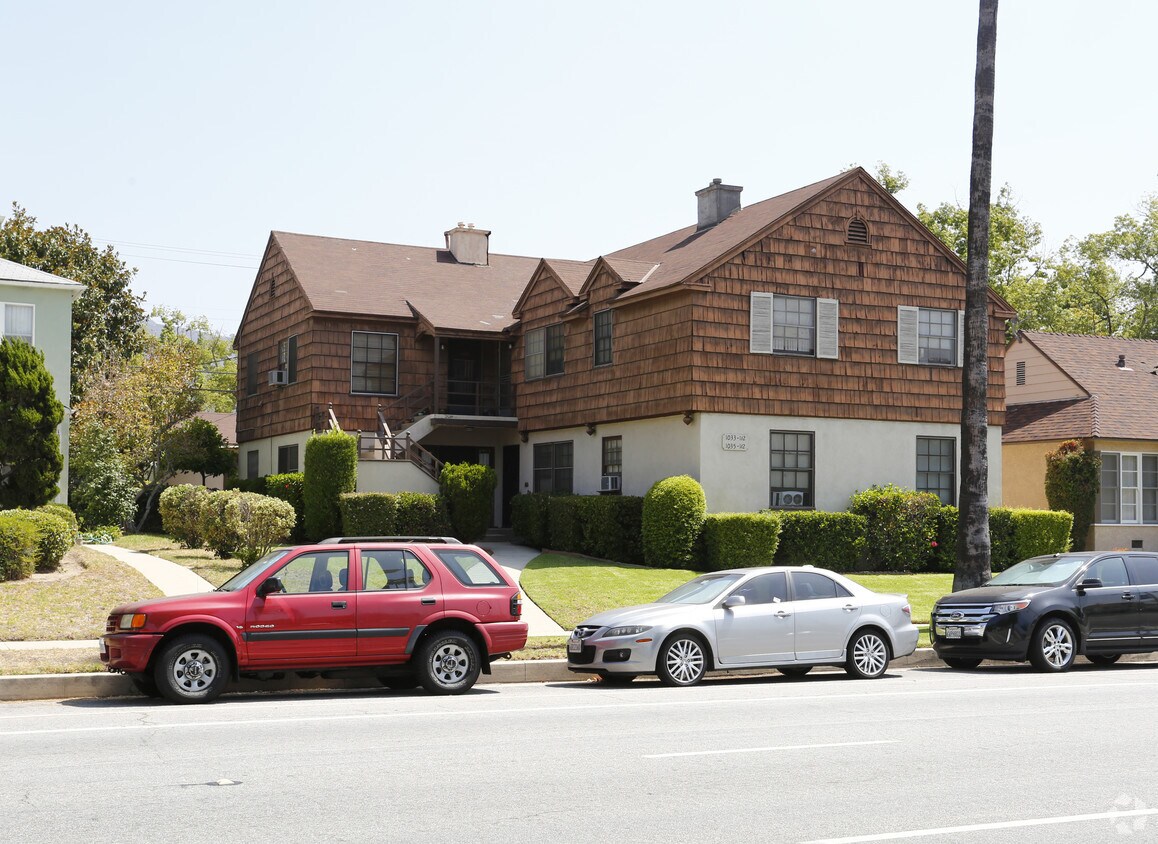 Primary Photo - 1035 W Glenoaks Blvd