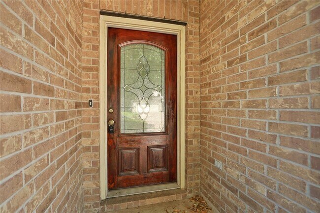 Foto del edificio - 6022 Sugar Field Ln