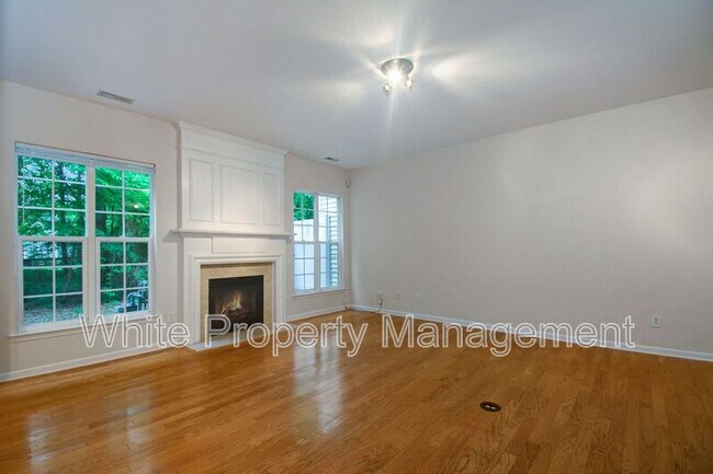 Foto del edificio - 10146 Blakeney Preserve Dr