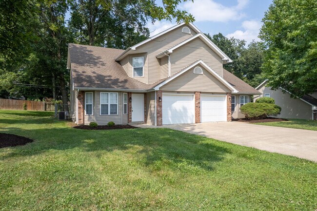 Foto del edificio - 4919 W Millbrook Dr