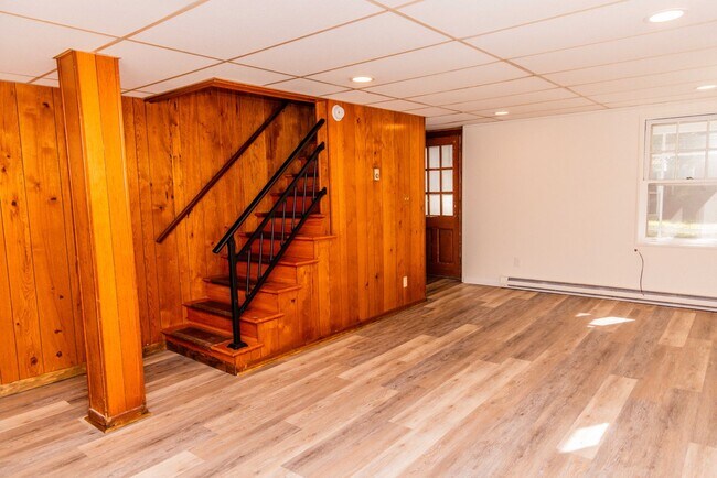 Foto del edificio - 700 Grove Ave