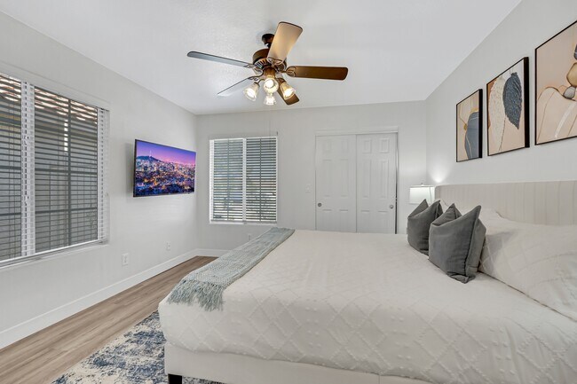 Building Photo - 6649 Star View Ct