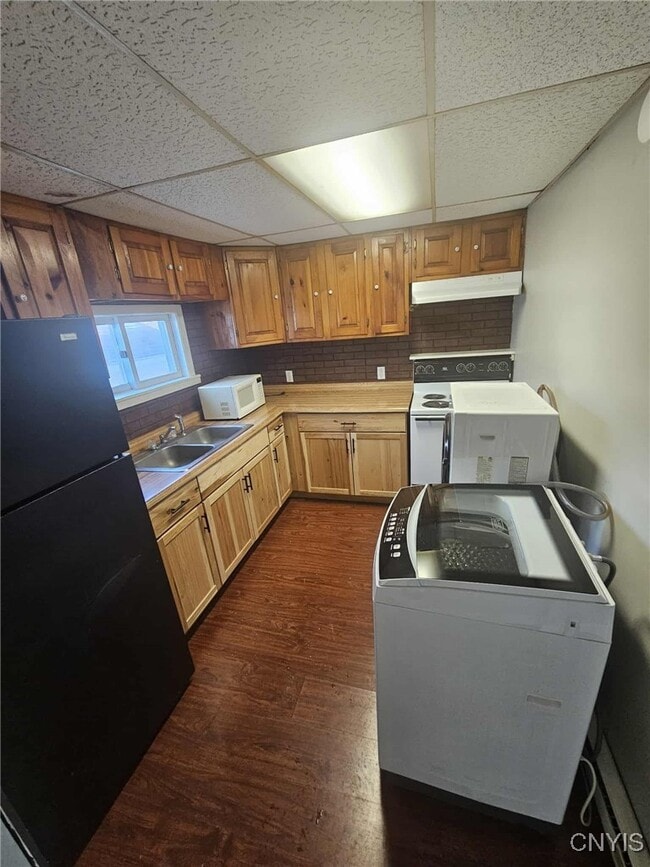 Building Photo - 32455 179